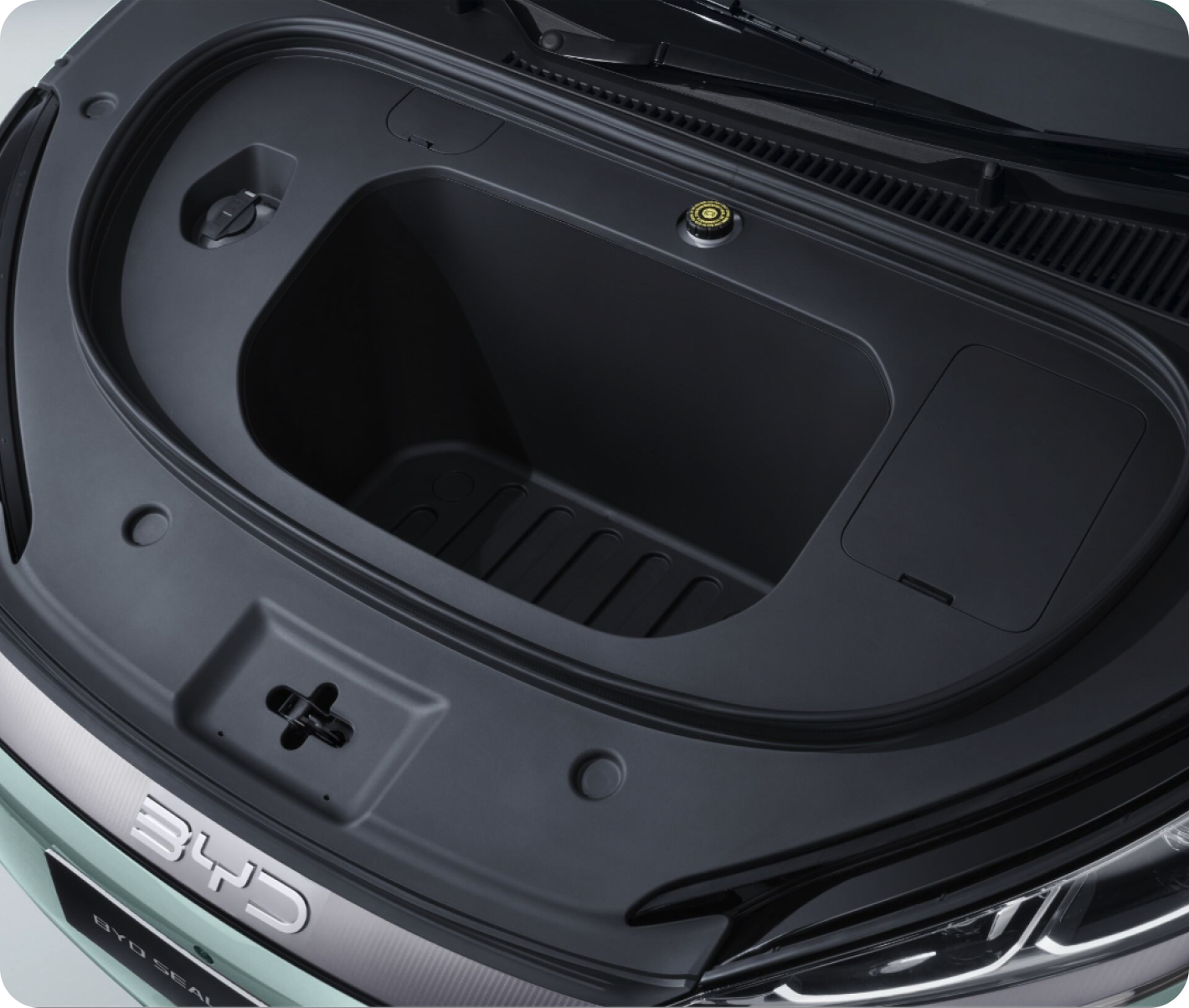 65L Front Trunk (Frunk)